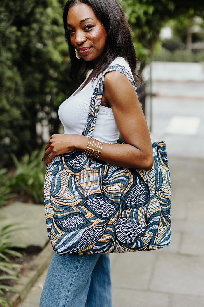 Anaiya Tote